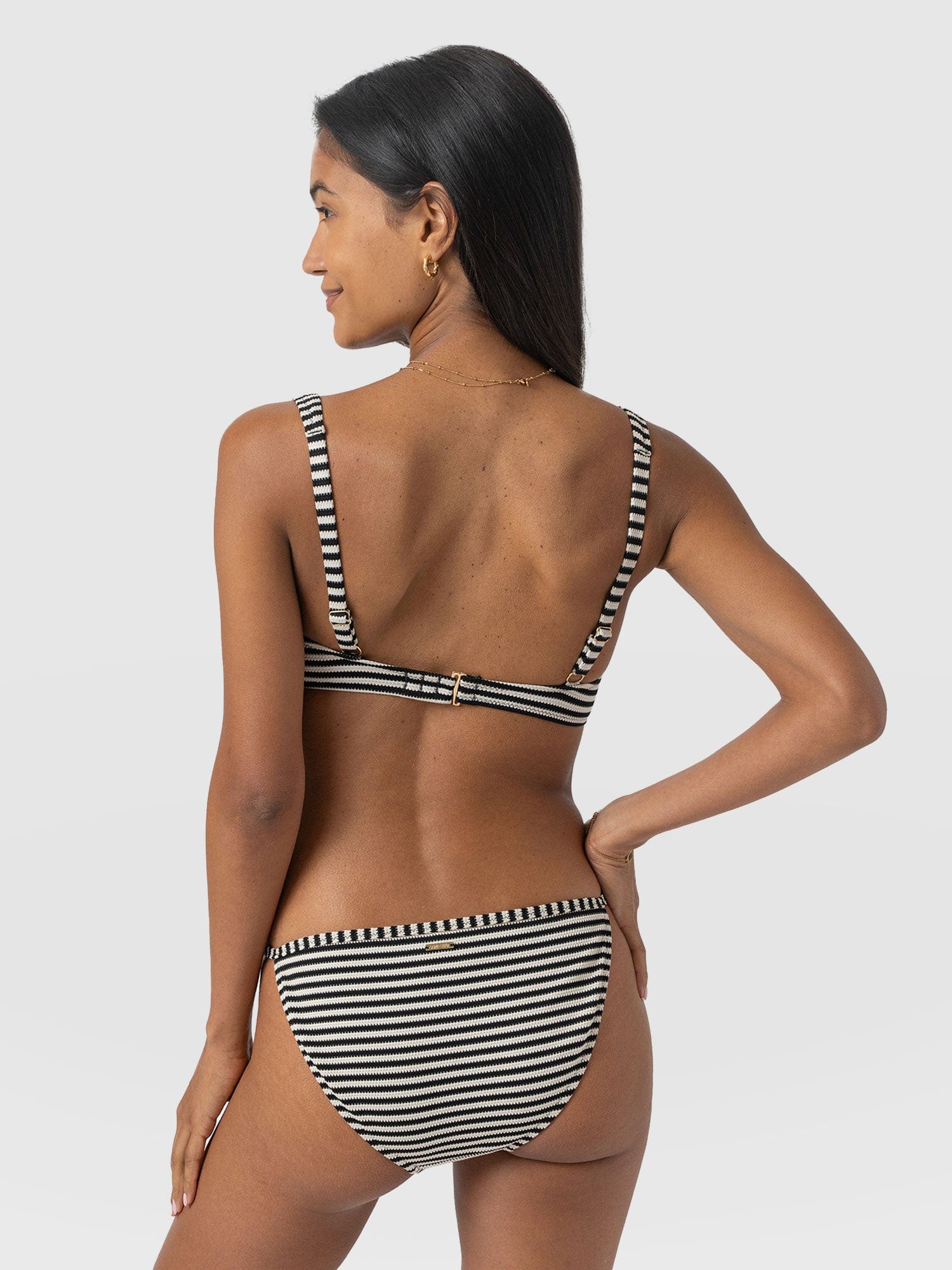 Jesse Twist Front Bikini Top - Stripe - Women's Swimwear | Saint + Sofia® EU